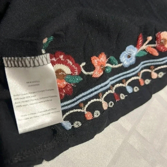 Anthropologie linen blend,embroidered,shirt ,women M. Floral,cottagecore - Picture 11 of 16